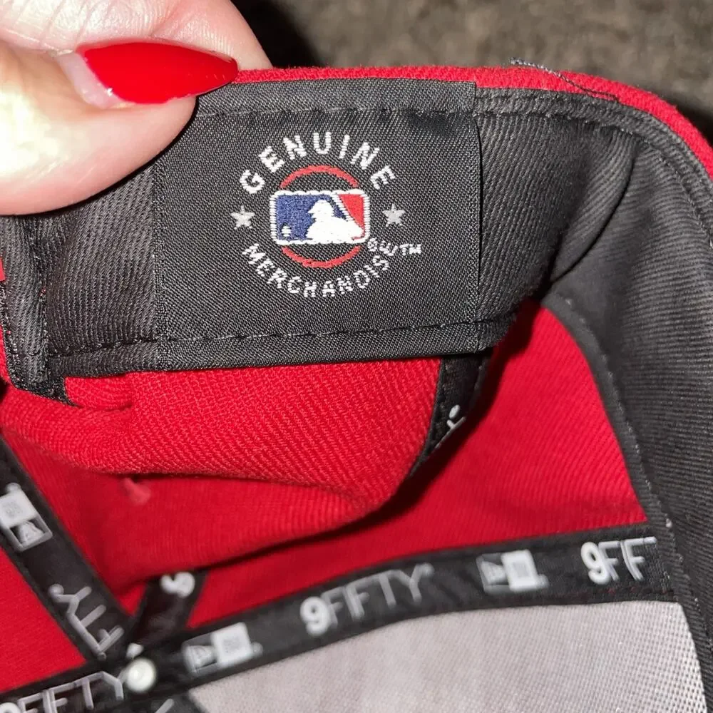 New Era Philadelphia Phillies Hat Snapback Baseball MLB Red